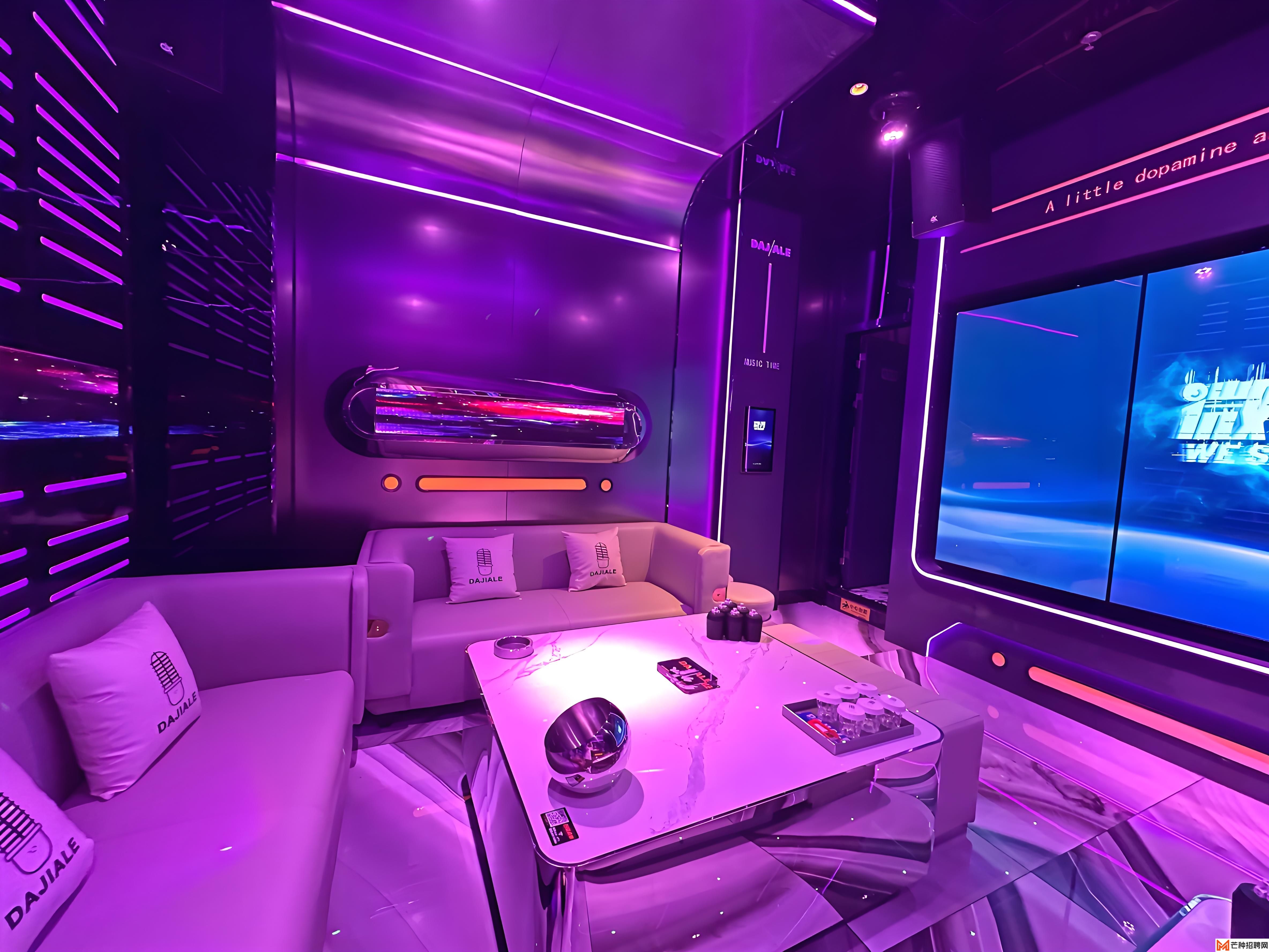 郑州热门夜场交通攻略：周边停车与公共交通指南