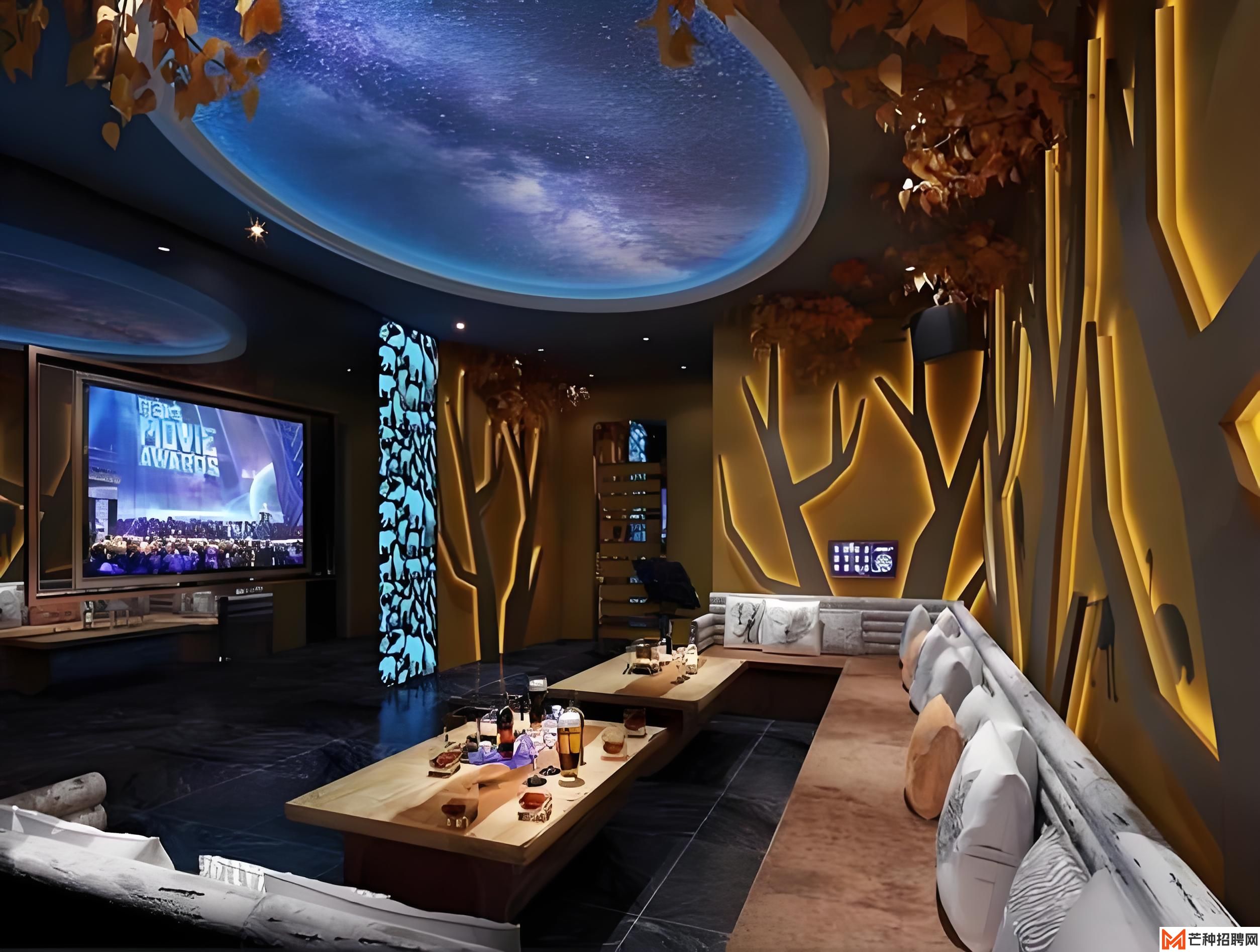 探索郑州纬一路与经六路：洋酒文化与Livehouse的魅力